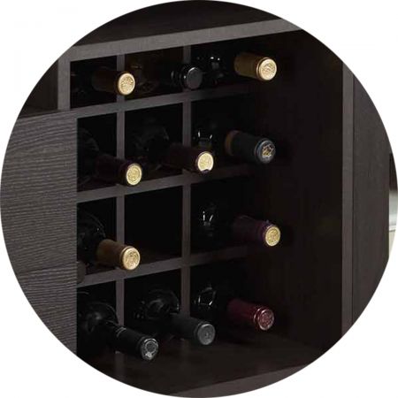 Miejsce do przechowywania 16 butelek wina.